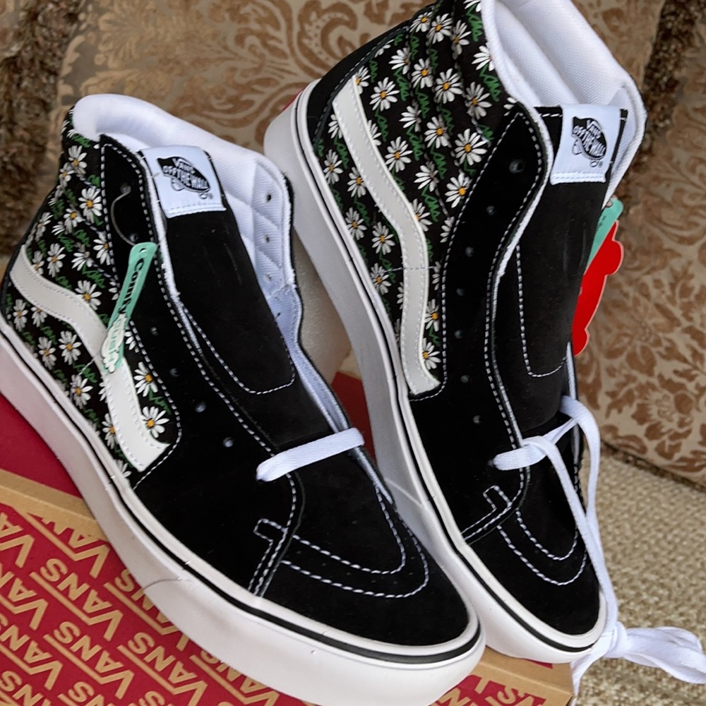 Vans Comfycush Sk8-Hi Scribble Flower Daisy/BlackM - Picture 9 of 16
